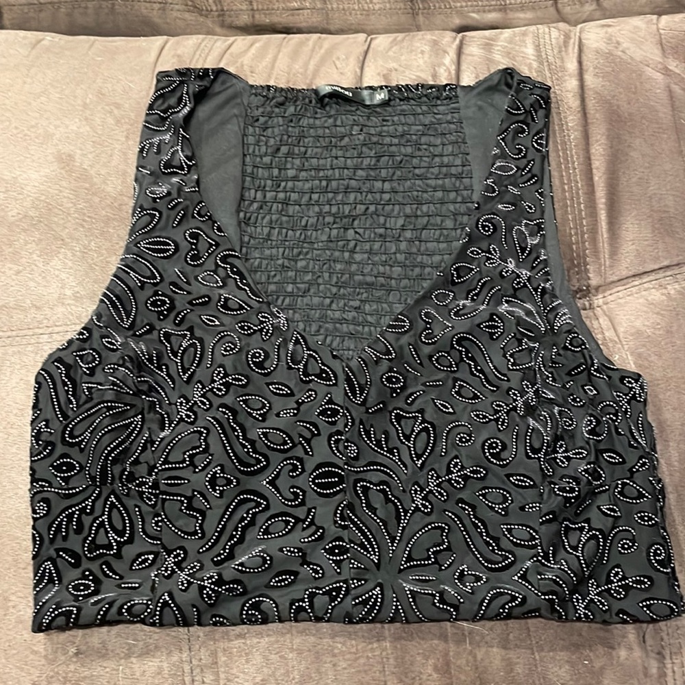 Lf black velvet embroidered crop top